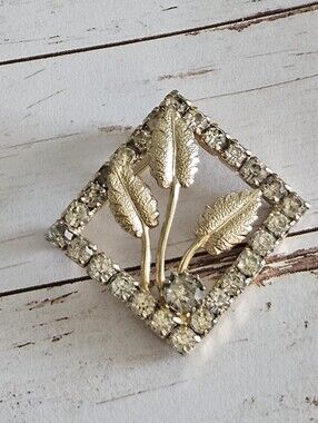 Gold Leaf Foilback Cubic Zirconia Brooch